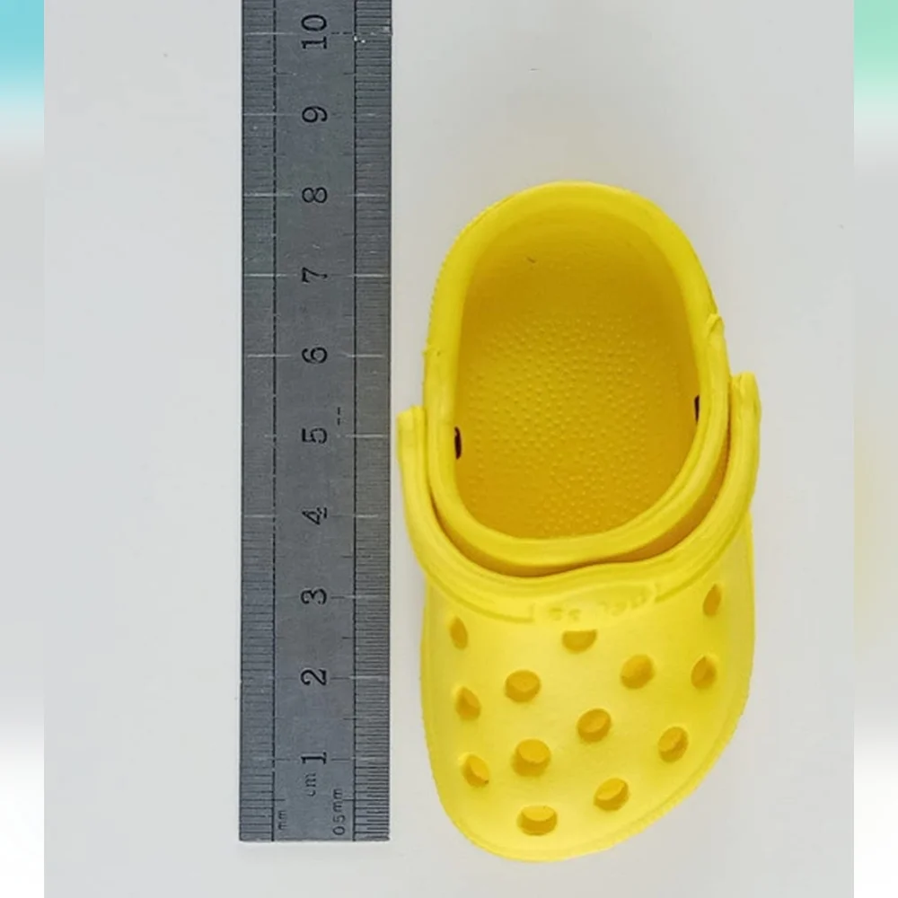 Miniature Crocs (Cat Crocs) - Picture 4 of 6